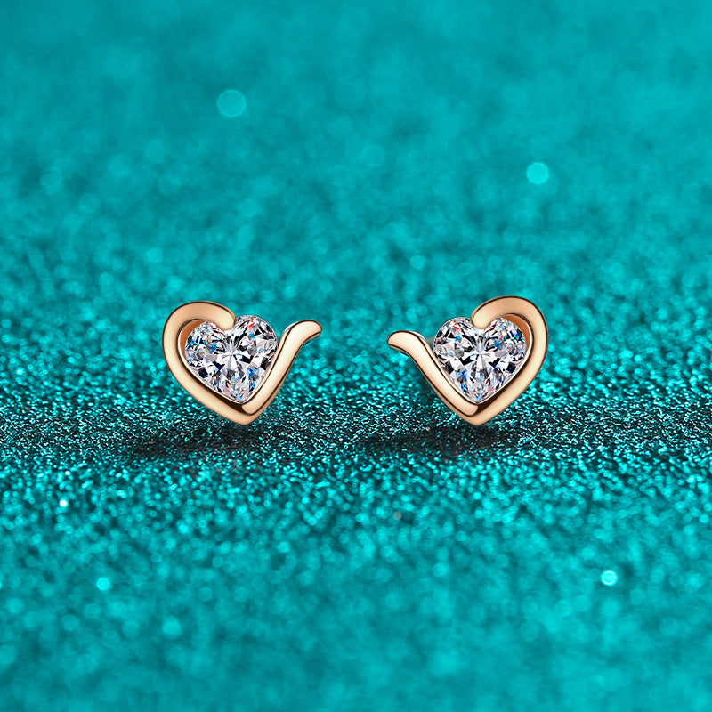 Heart cut Moissanite Earrings in 925 Sterling Silver 0.6ct
