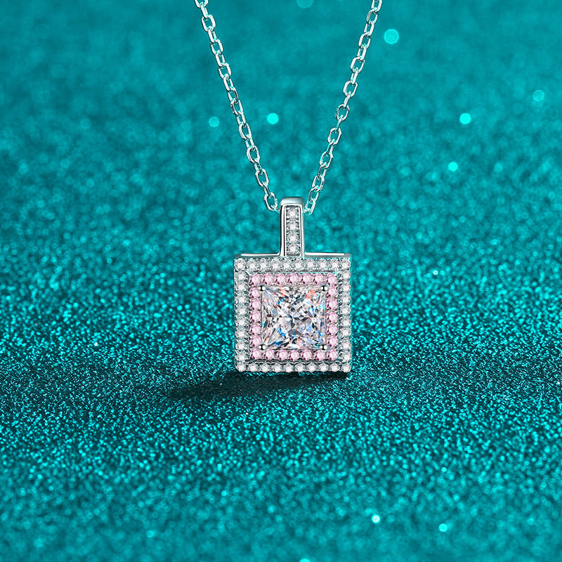 Moissanite Necklaces in 925 Sterling Silver 1ct