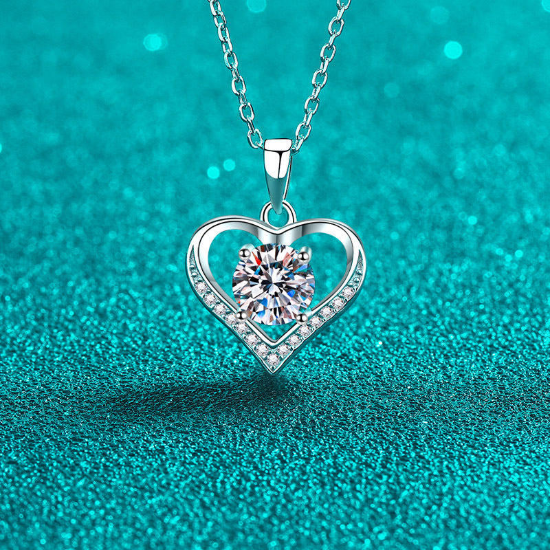 Moissanite Necklaces in 925 Sterling Silver 1ct