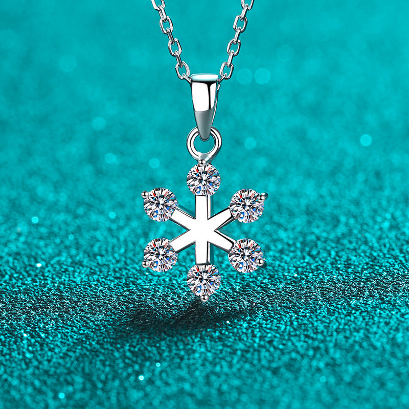 Moissanite Necklaces in 925 Sterling Silver 0.6ct