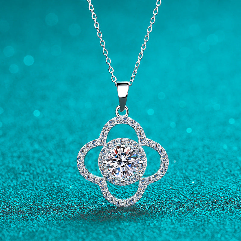 Moissanite Necklaces in 925 Sterling Silver 1ct