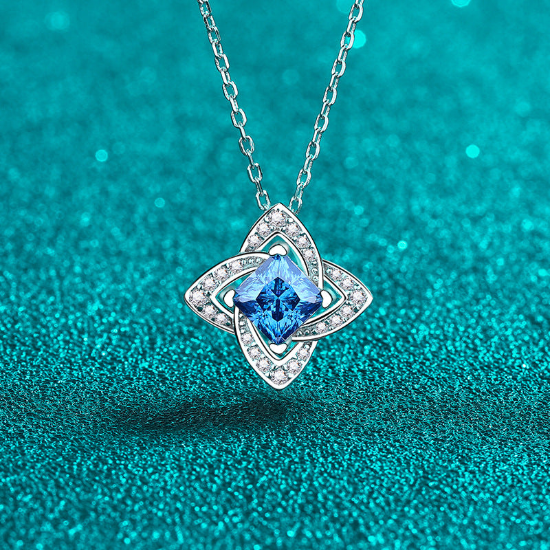 Moissanite Necklaces in 925 Sterling Silver 1ct