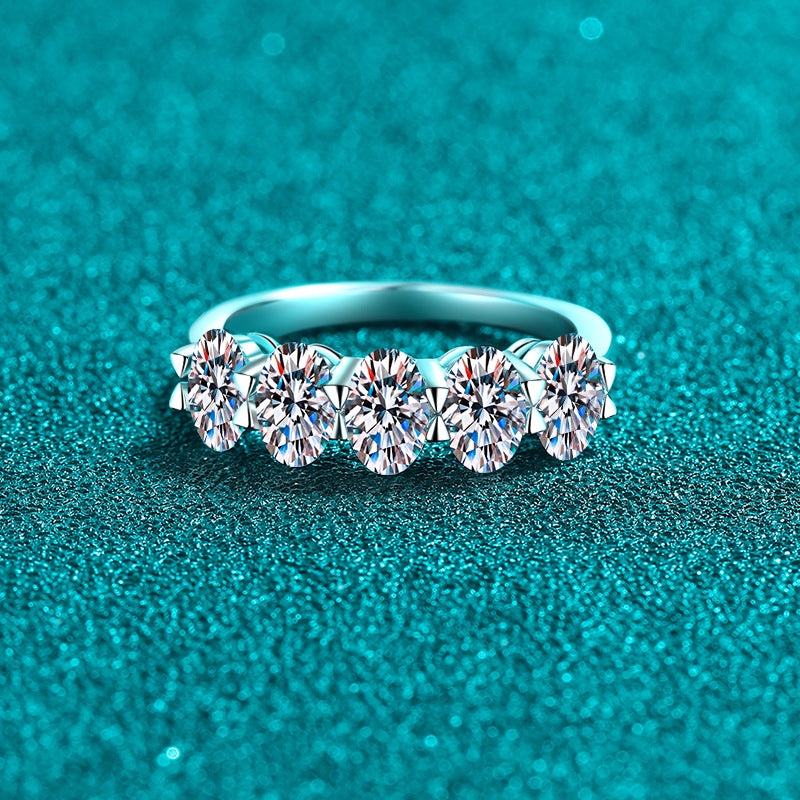 Moissanite Ring in 925 Sterling Silver