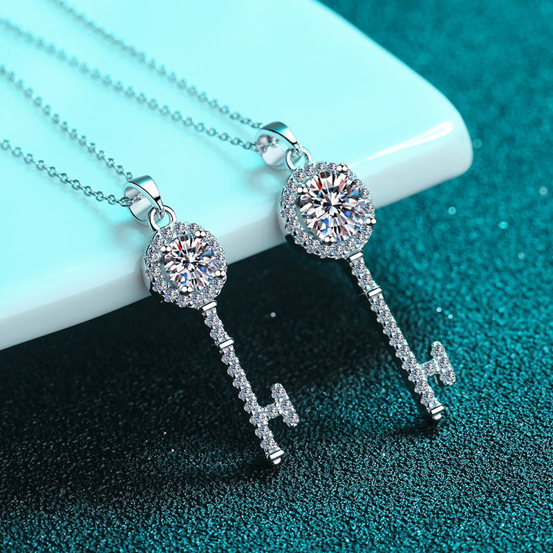 Moissanite Necklaces in 925 Sterling Silver 0.5ct 1ct