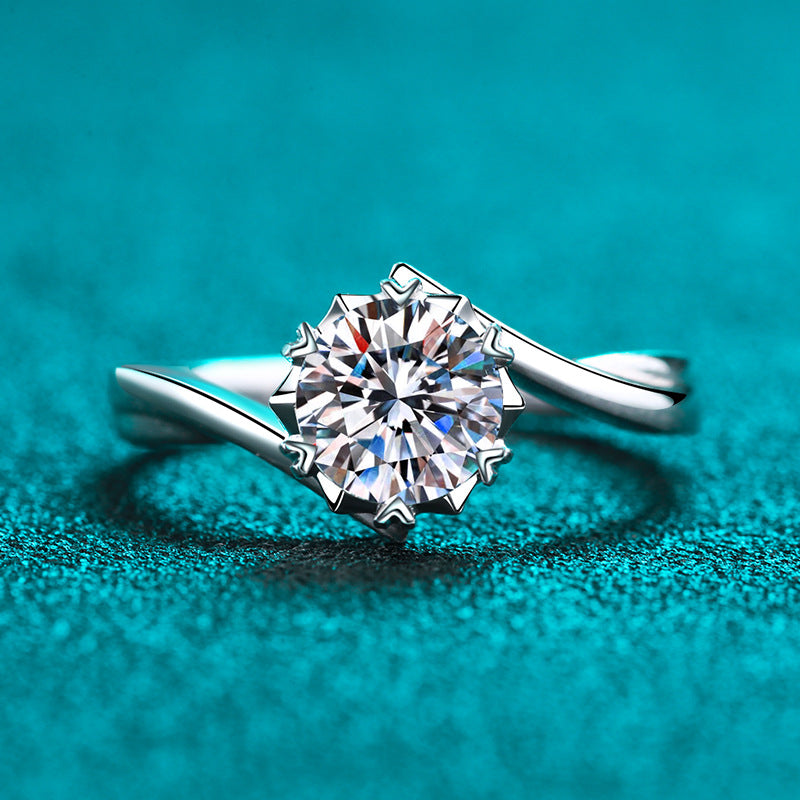 Round cut Moissanite Ring in 925 Sterling Silver 0.3ct 0.5ct 1ct 2ct