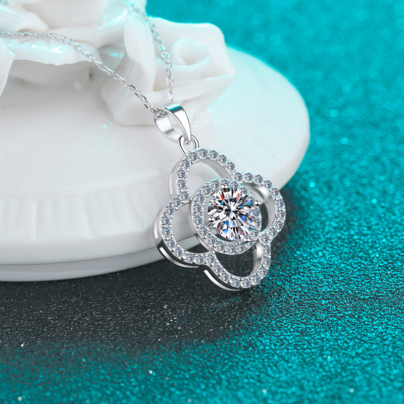 Moissanite Necklaces in 925 Sterling Silver 1ct