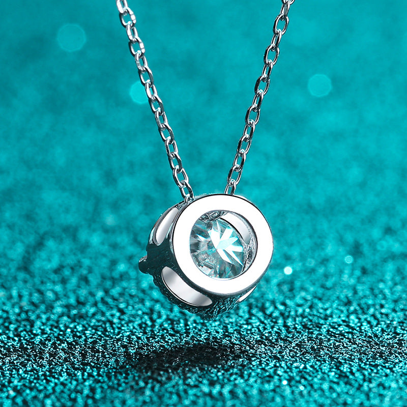 Moissanite Necklaces in 925 Sterling Silver 1ct