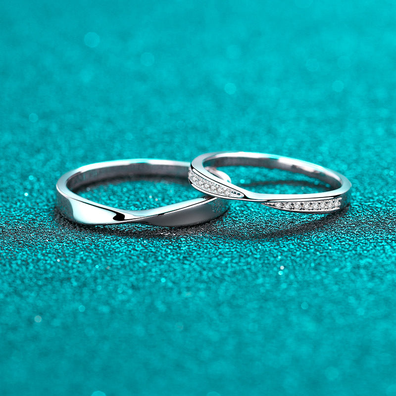 Moissanite Ring in 925 Sterling Silver