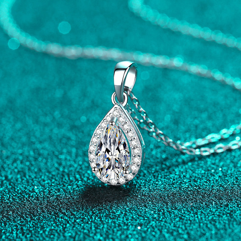 Moissanite Necklaces in 925 Sterling Silver 1ct