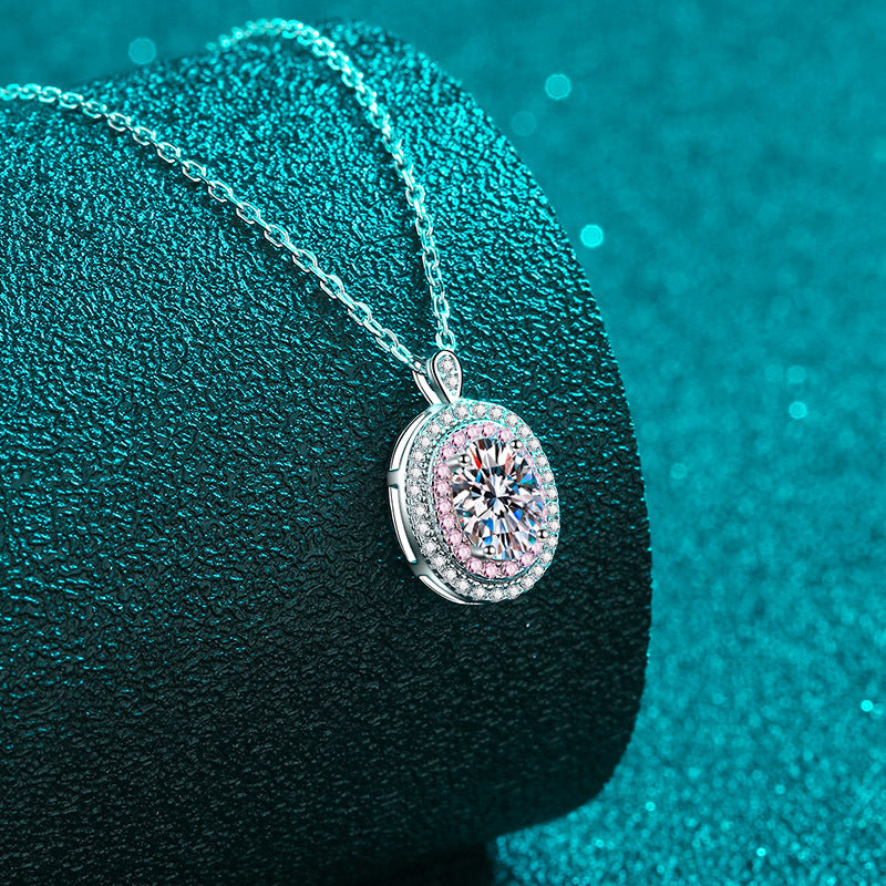 Moissanite Necklaces in 925 Sterling Silver 1ct