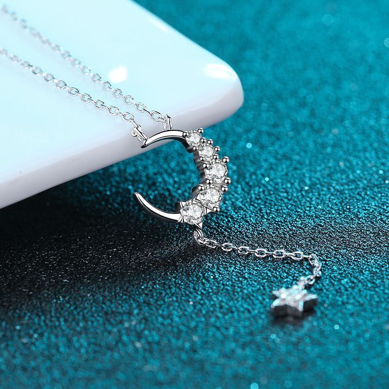 Moissanite Necklaces in 925 Sterling Silver 0.4ct