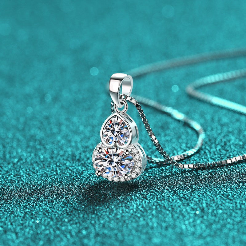 Moissanite Necklaces in 925 Sterling Silver 1.5ct