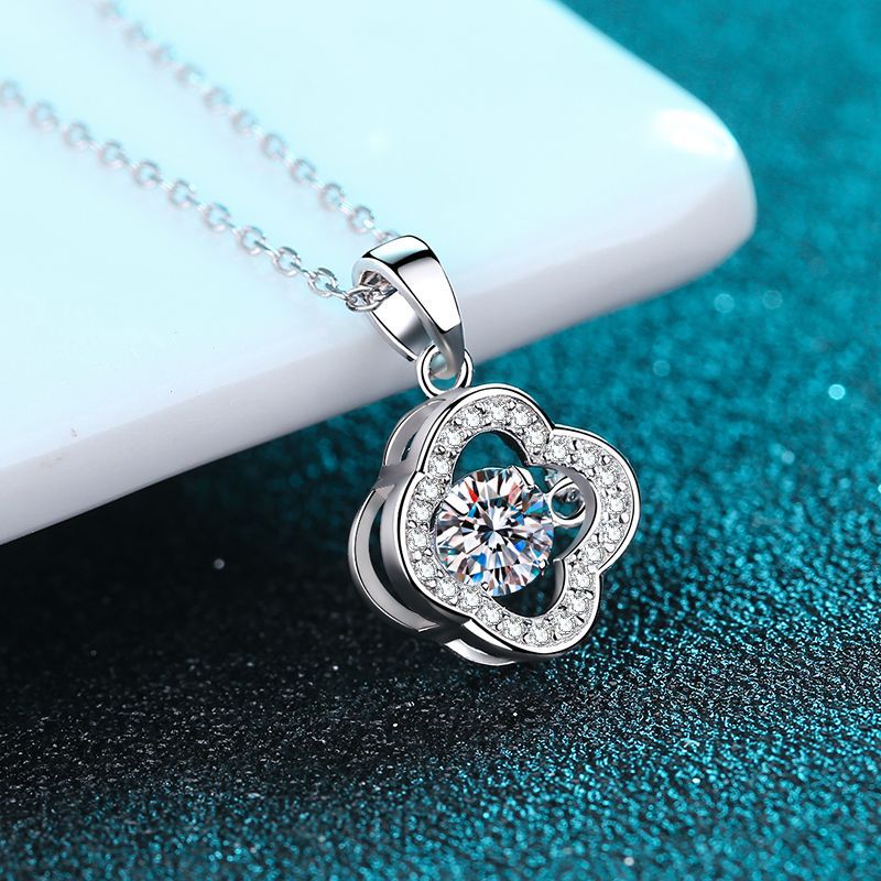 Moissanite Necklaces in 925 Sterling Silver 0.5ct