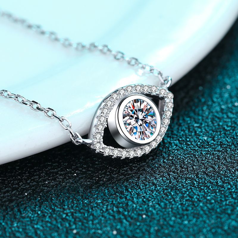 Moissanite Necklaces in 925 Sterling Silver 0.5ct