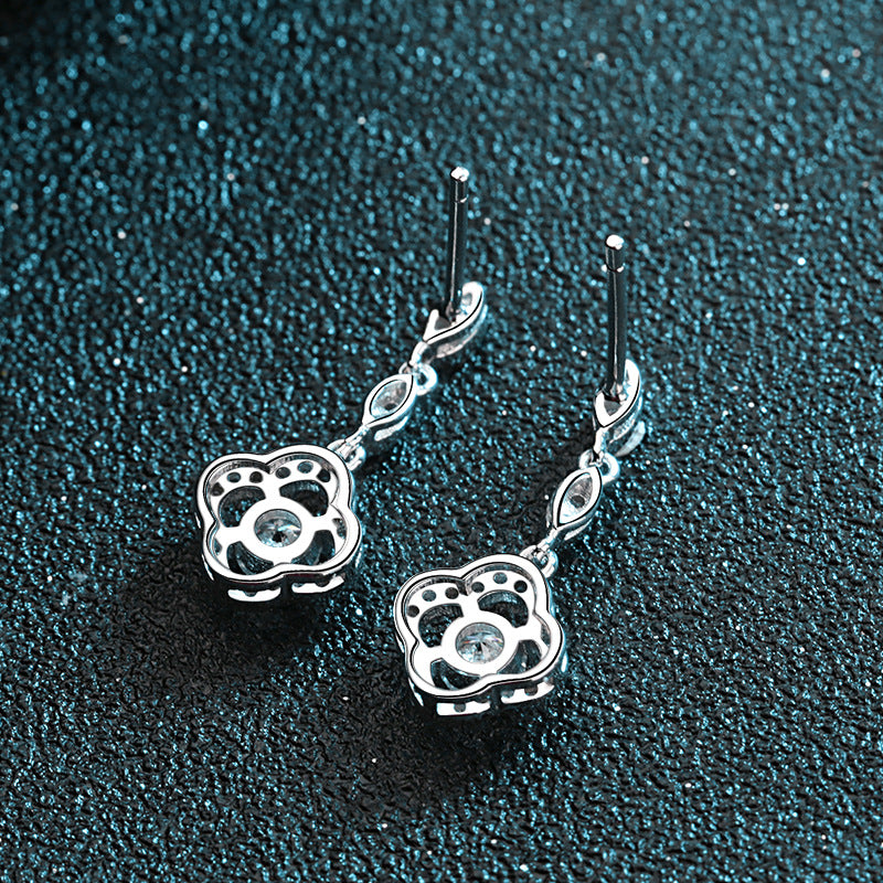 Round cut Moissanite Earrings in 925 Sterling Silver 0.6ct