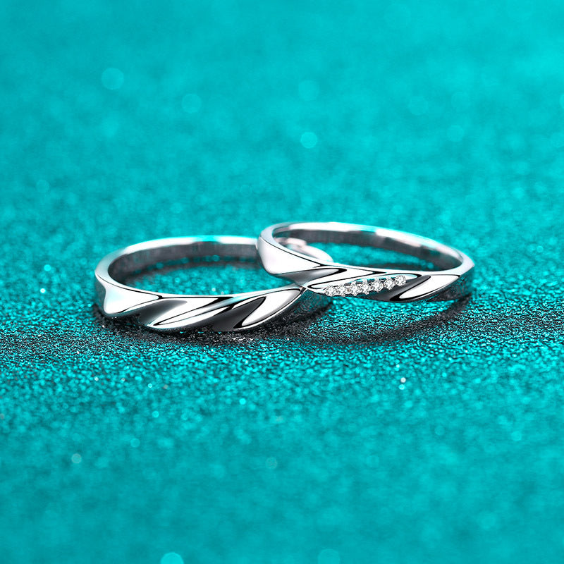 Moissanite Ring in 925 Sterling Silver