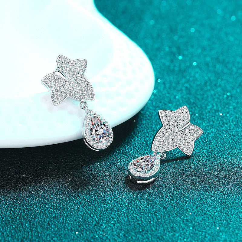 Pear cut Moissanite Earrings in 925 Sterling Silver 2ct