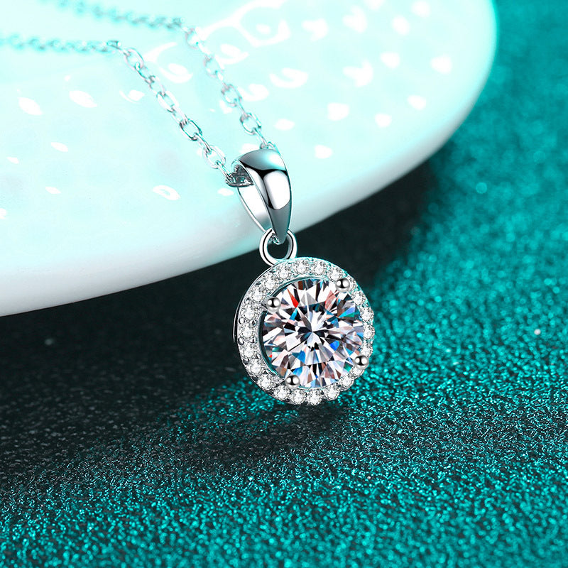 Moissanite Necklaces in 925 Sterling Silver 1ct