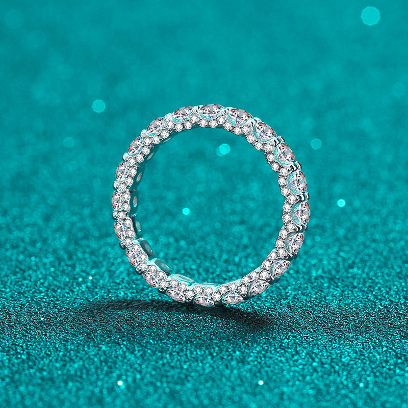 Moissanite Ring in 925 Sterling Silver