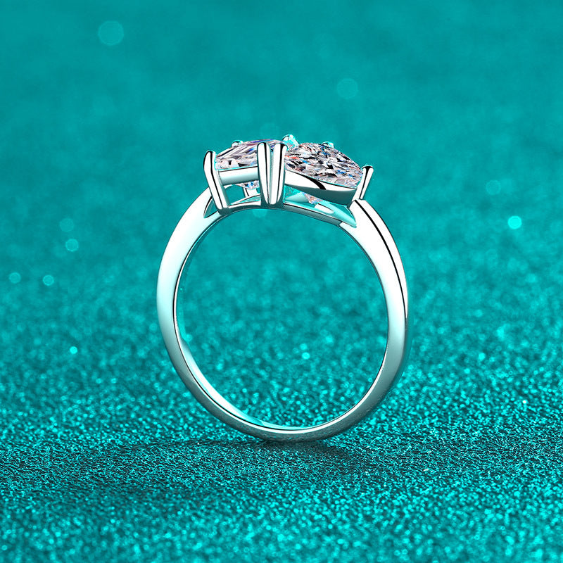 Emeralds cut Heart cut Moissanite Ring in 925 Sterling Silver 2ct