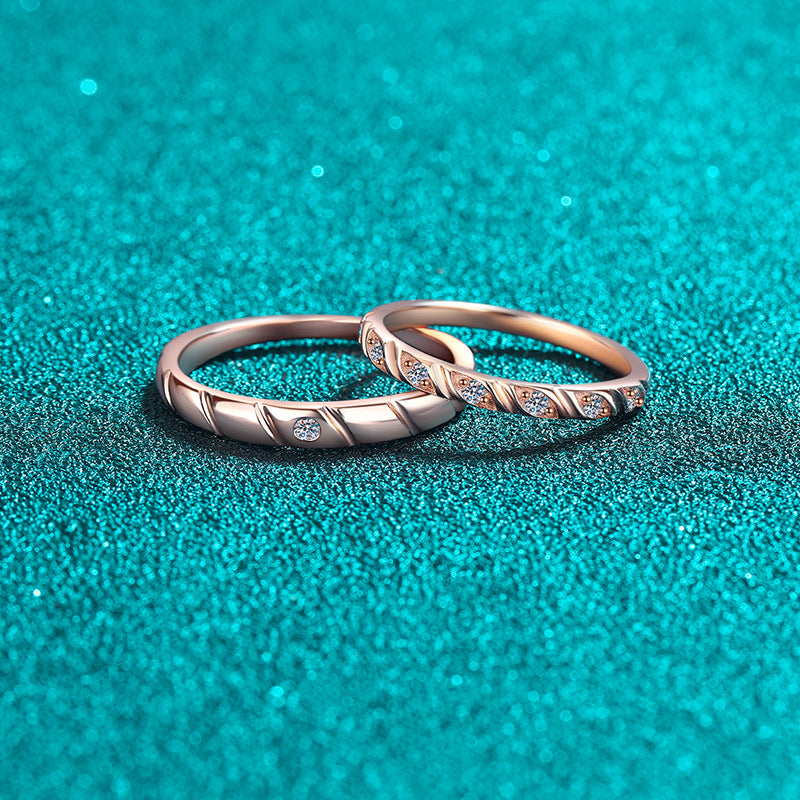 Moissanite Ring in 925 Sterling Silver