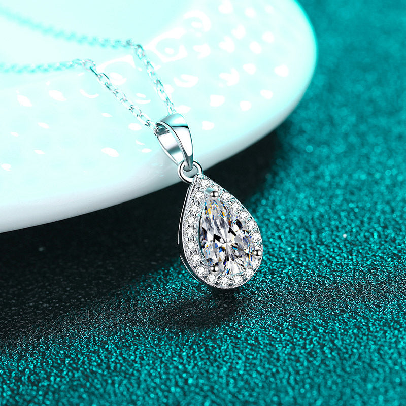 Moissanite Necklaces in 925 Sterling Silver 1ct