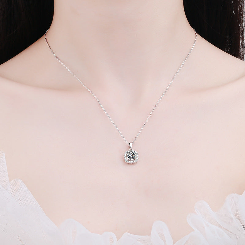 Moissanite Necklaces in 925 Sterling Silver 1ct 2ct