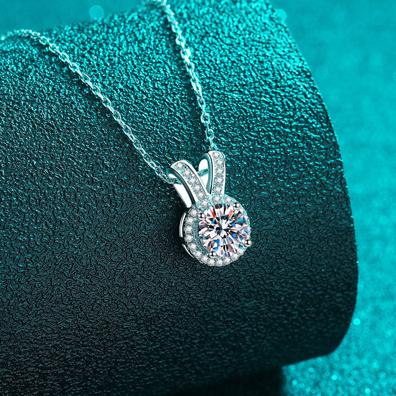 Moissanite Necklaces in 925 Sterling Silver 1ct