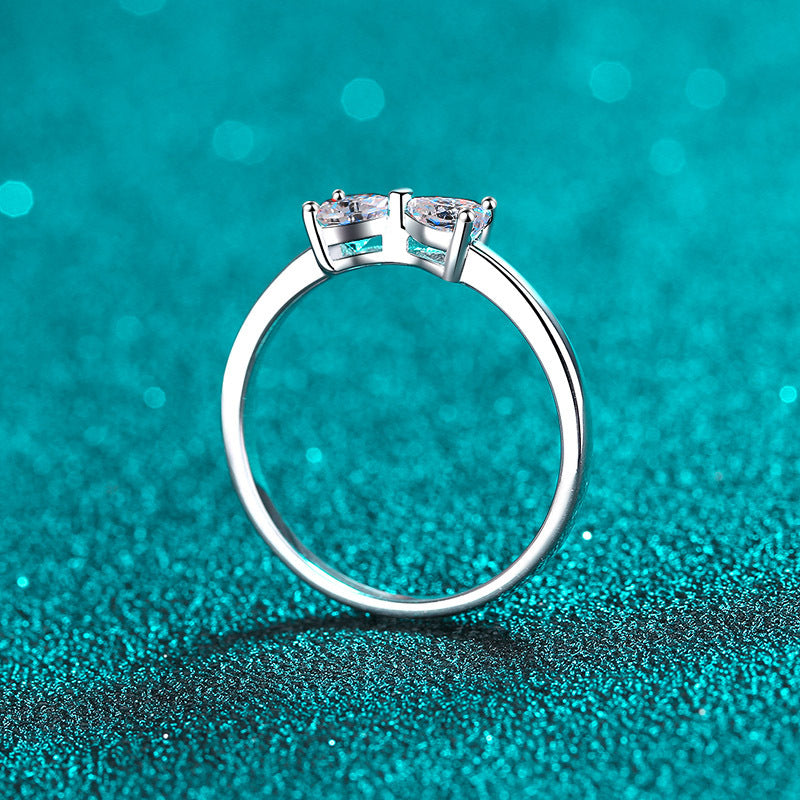 Heart cut Moissanite Ring in 925 Sterling Silver 0.6ct