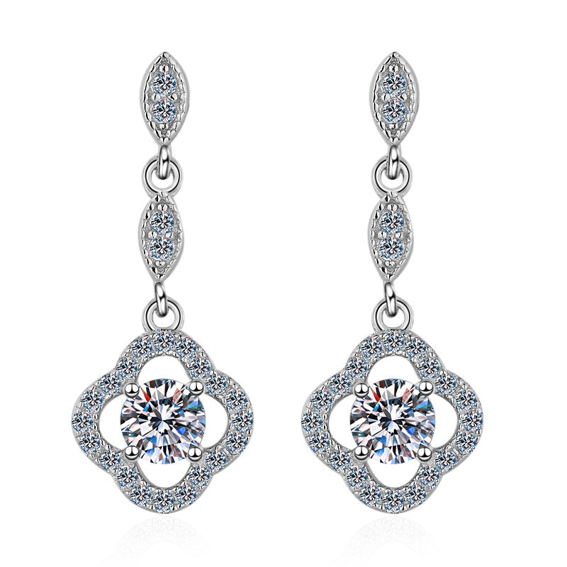 Round cut Moissanite Earrings in 925 Sterling Silver 0.6ct