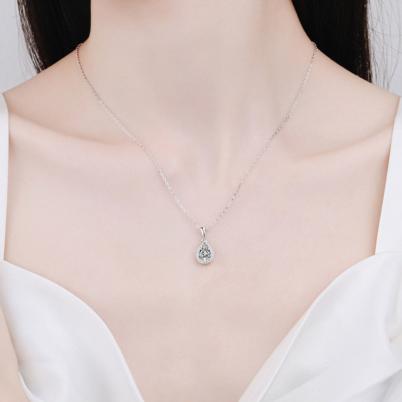 Moissanite Necklaces in 925 Sterling Silver 1ct