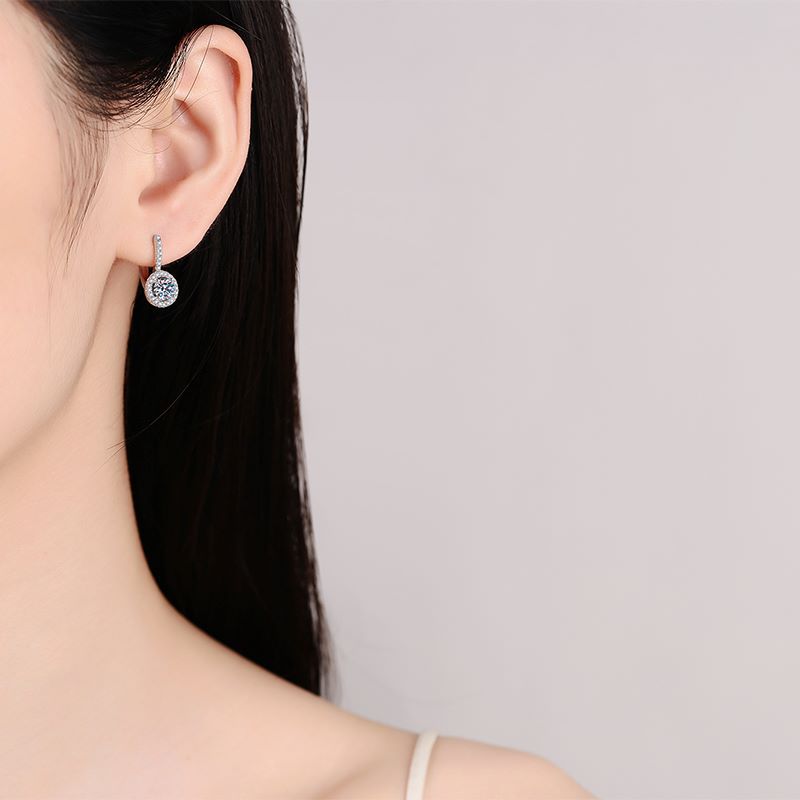 Round cut Moissanite Earrings in 925 Sterling Silver 1ct
