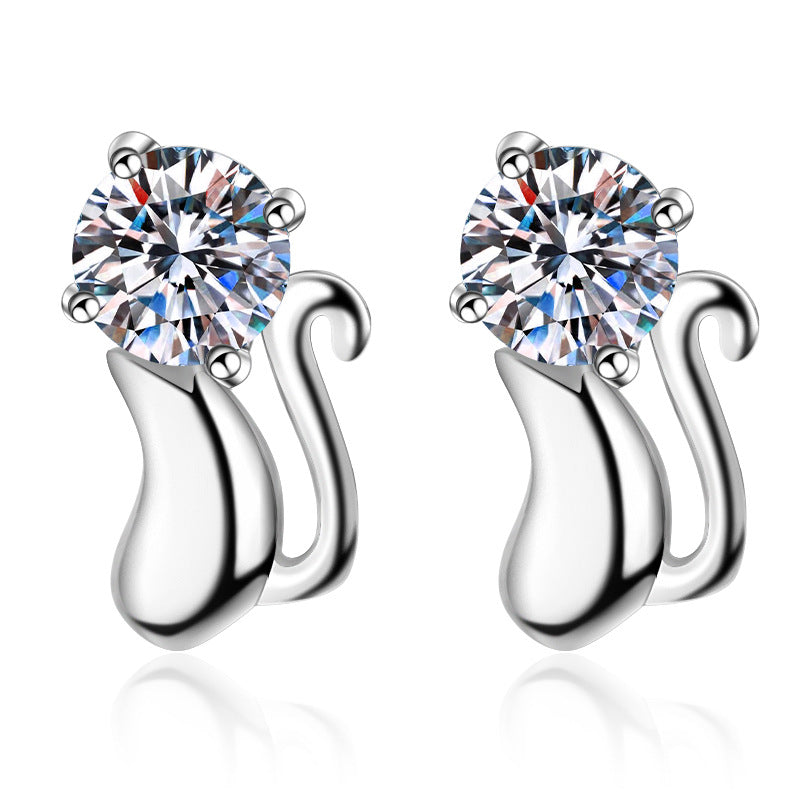 Round cut Moissanite Earrings in 925 Sterling Silver 0.6ct