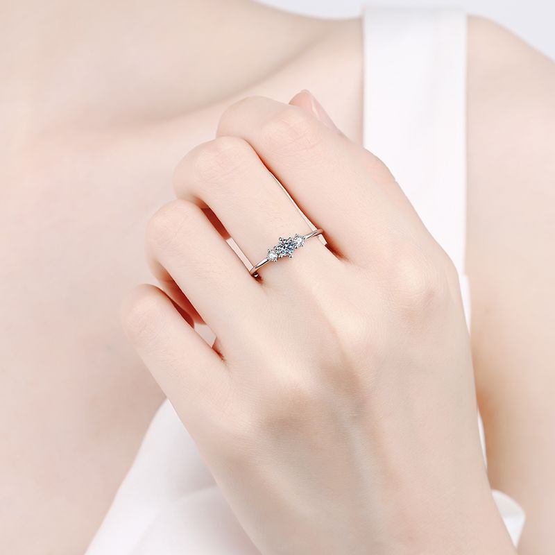 Moissanite Ring in 925 Sterling Silver