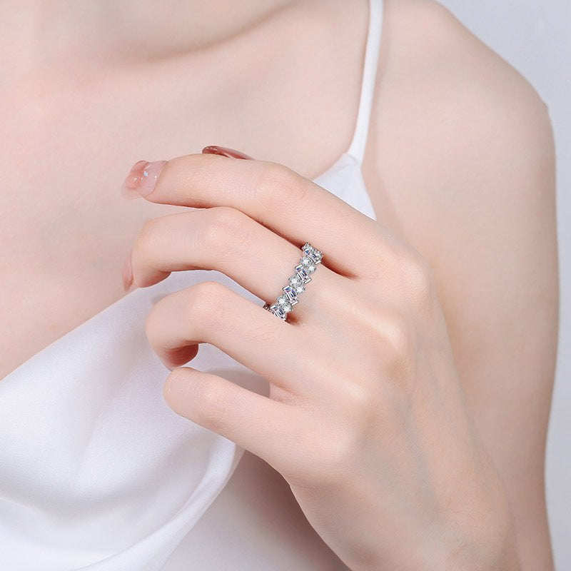 Moissanite Ring in 925 Sterling Silver
