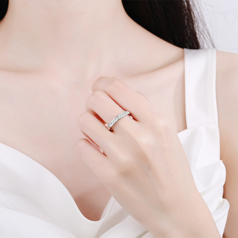 Moissanite Ring in 925 Sterling Silver