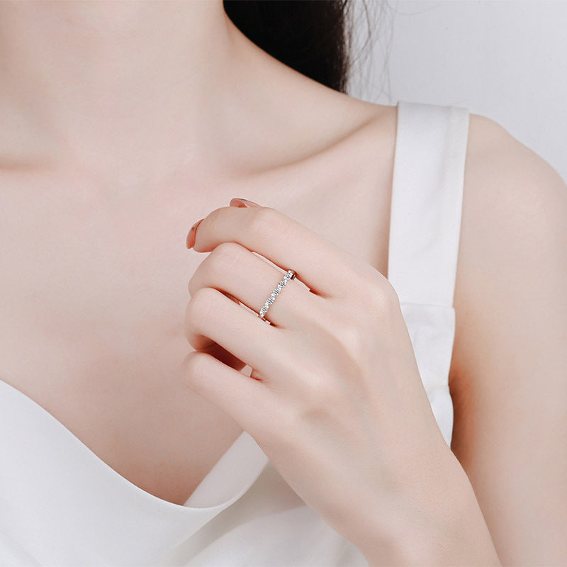 Moissanite Ring in 925 Sterling Silver
