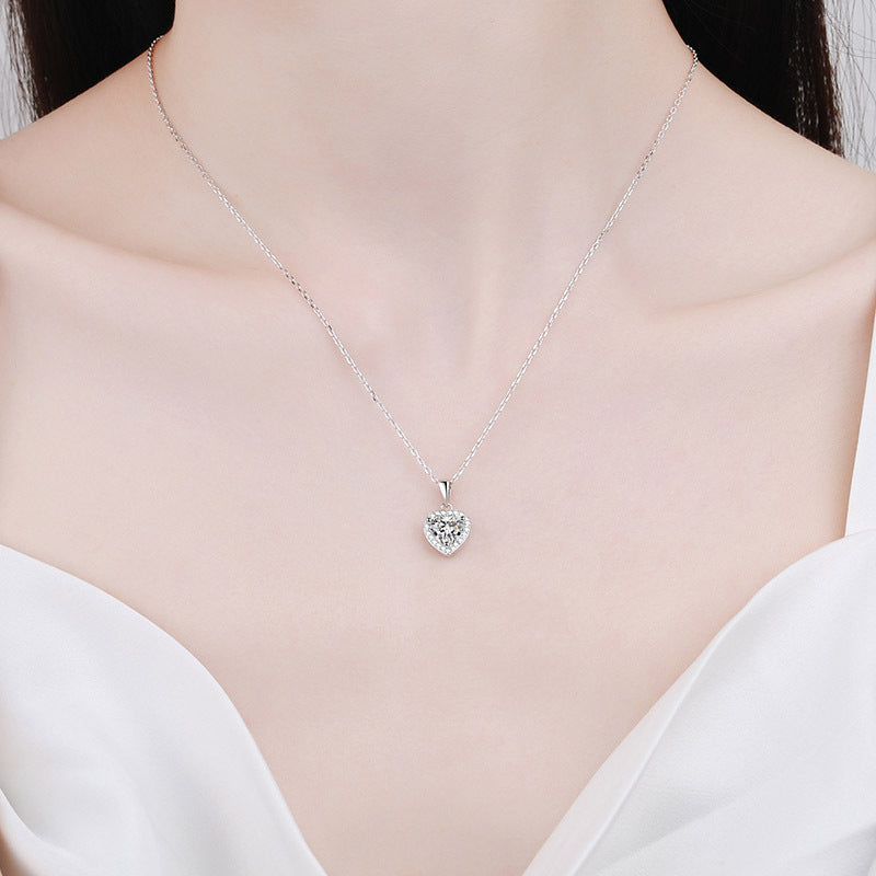 Moissanite Necklaces in 925 Sterling Silver 1ct