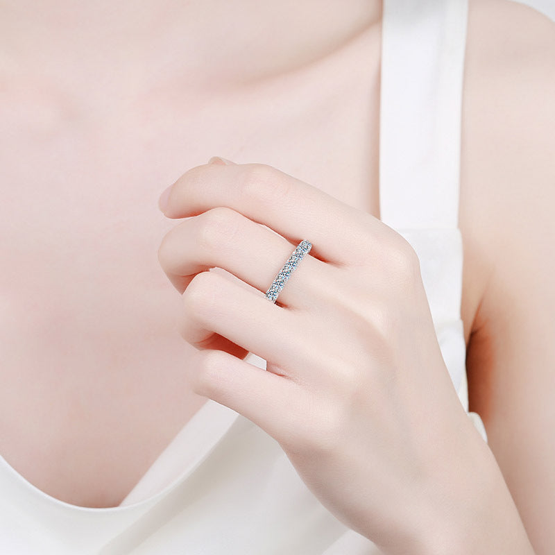 Moissanite Ring in 925 Sterling Silver