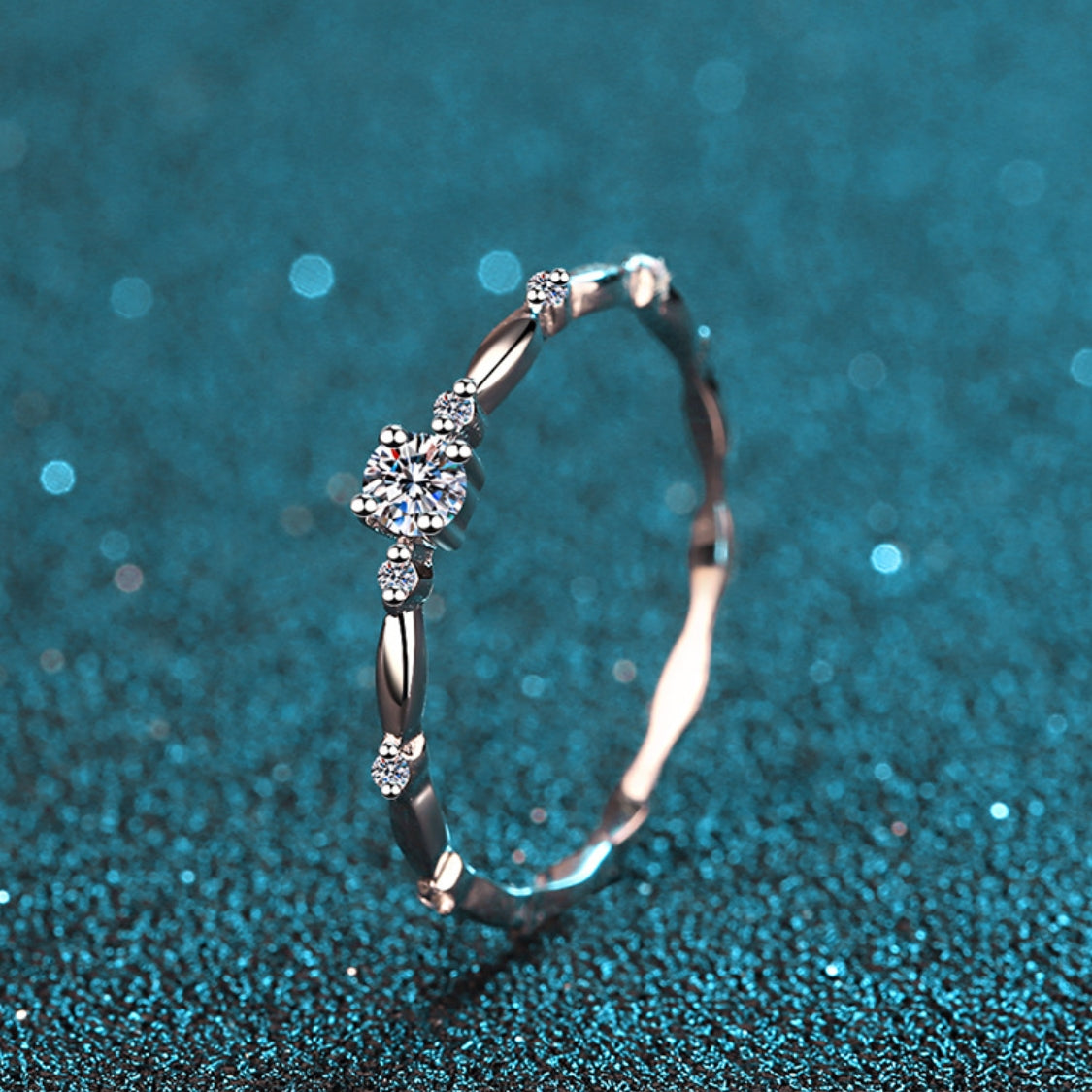 Moissanite Ring in 925 Sterling Silver