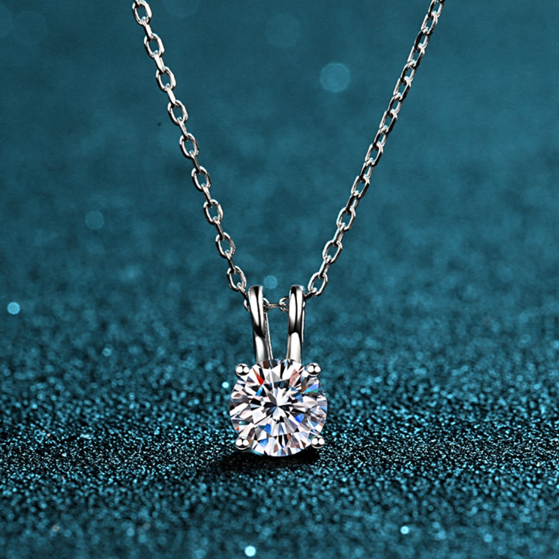 Moissanite Necklaces in 925 Sterling Silver 0.8ct