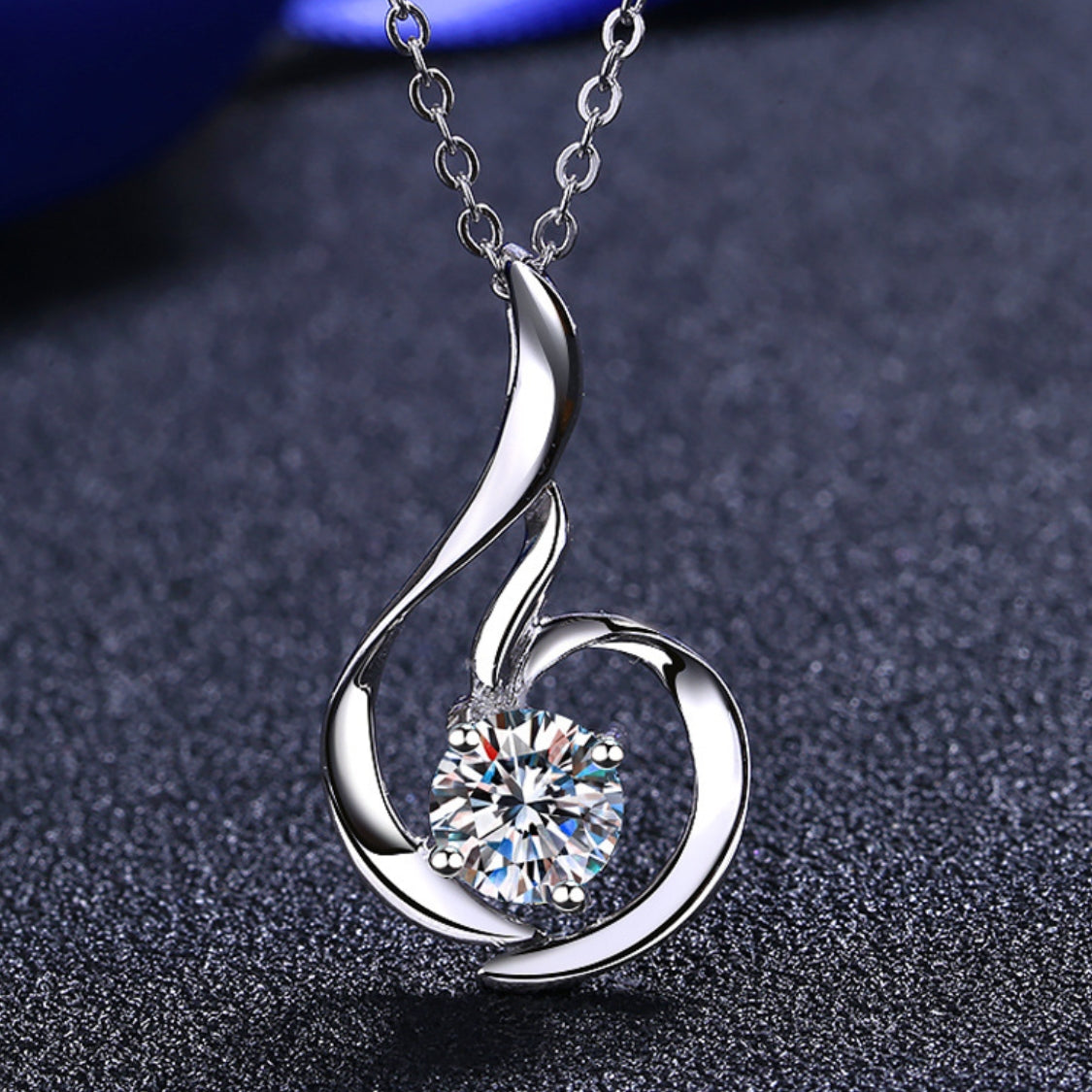 Moissanite Necklaces in 925 Sterling Silver 0.8ct
