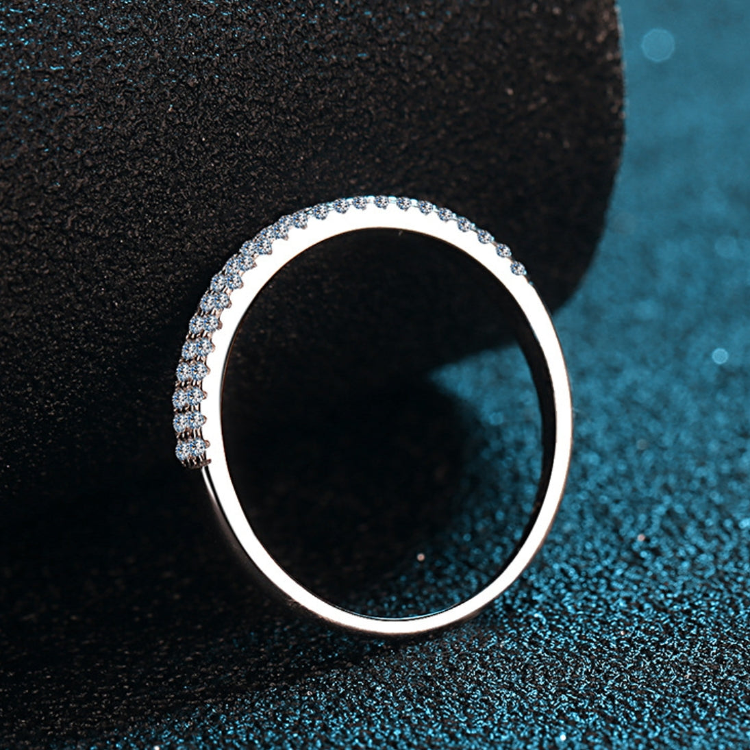 Moissanite Ring in 925 Sterling Silver