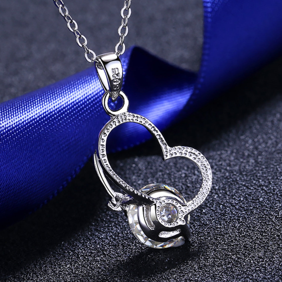 Moissanite Necklaces in 925 Sterling Silver 2ct