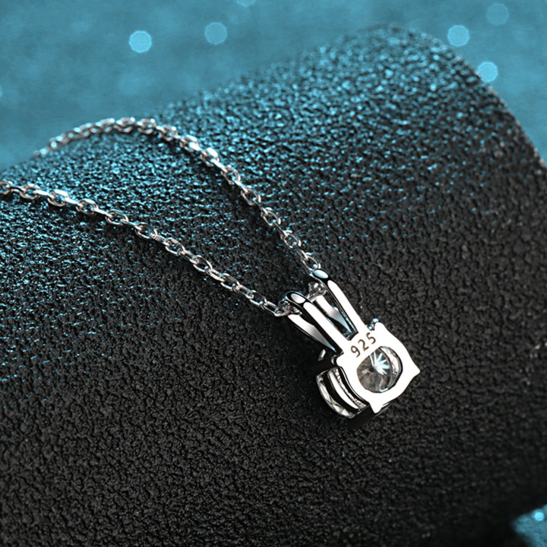 Moissanite Necklaces in 925 Sterling Silver 0.8ct