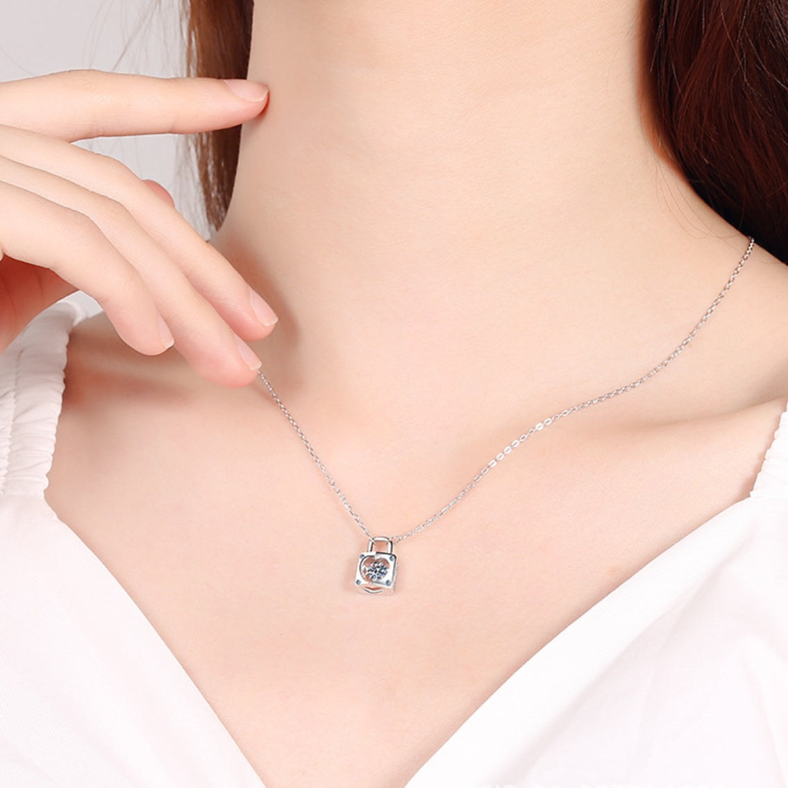 Moissanite Necklaces in 925 Sterling Silver 0.3ct