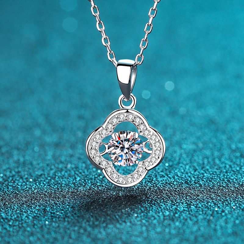 Moissanite Necklaces in 925 Sterling Silver 0.5ct