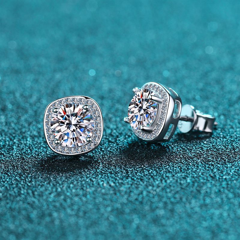 Round cut Moissanite Earrings in 925 Sterling Silver 1ct 2ct 4ct