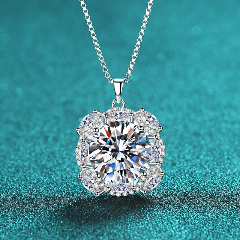 Moissanite Necklaces in 925 Sterling Silver 10ct