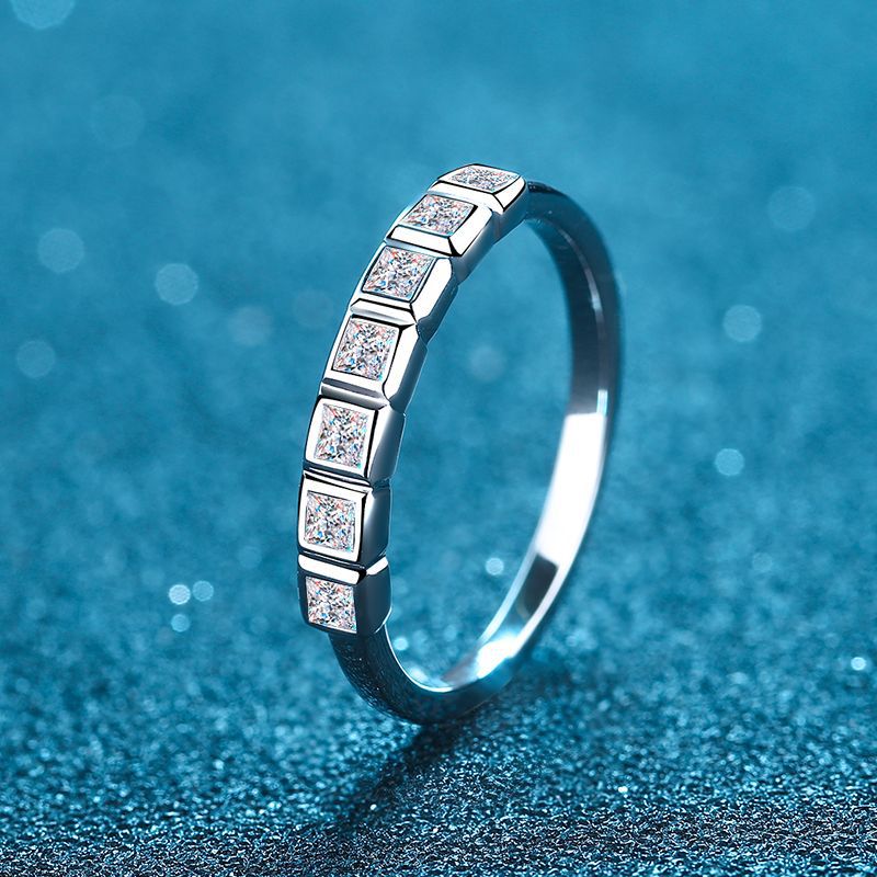 Moissanite Ring in 925 Sterling Silver